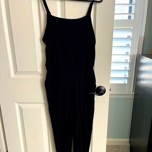Old Navy women’s black spaghetti strap romper size small